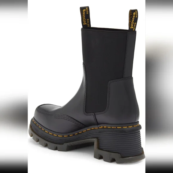 Dr. Martens Corran Chelsea Boot - Picture 2 of 8
